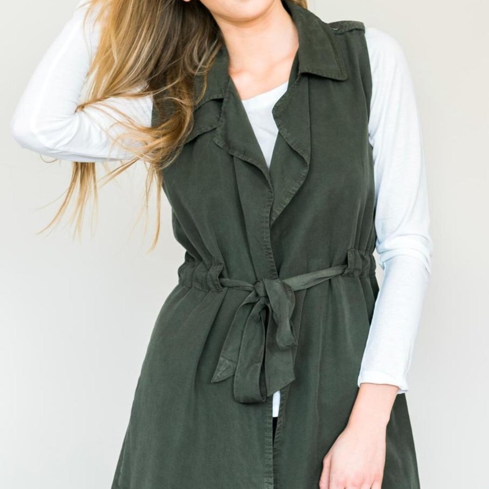 Velvet Heart Artemis Sleeveless Crossover Vest
